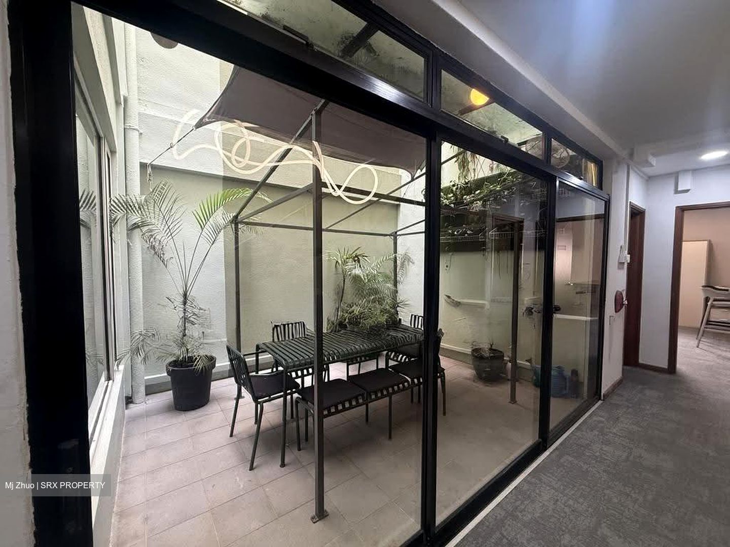 Beach Road (D7), Office #608441511